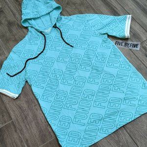 Five.By.Five by Masterpiece Bright Teal 'Funded' H